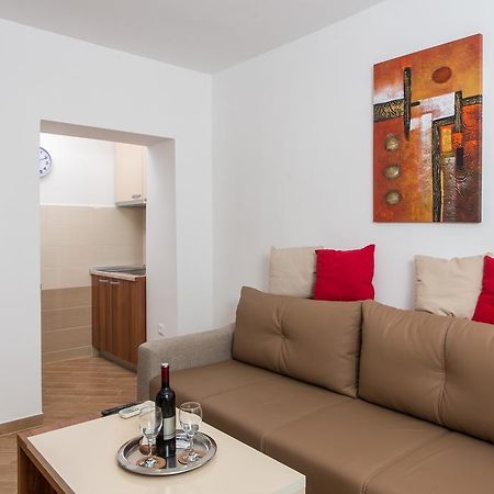 Apartments Gravosa- Free Parking Дубровник Экстерьер фото